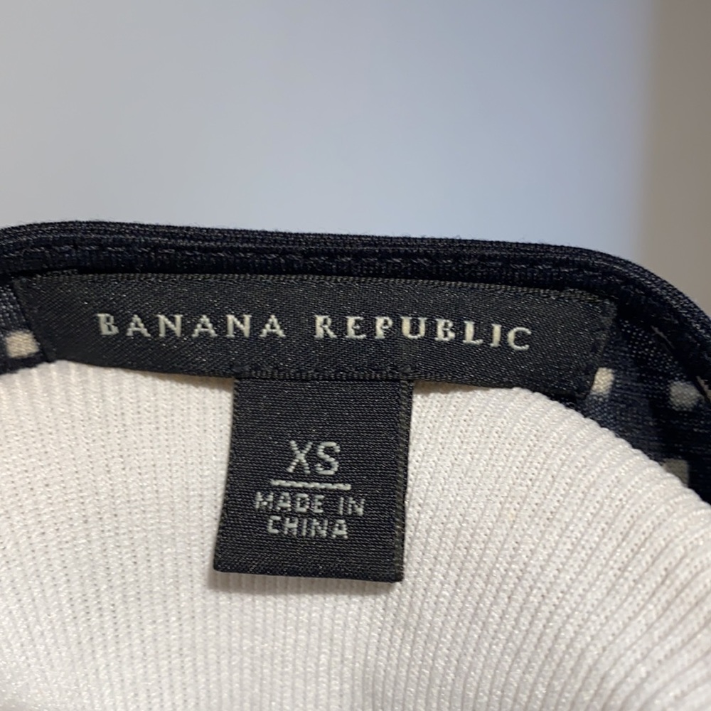 EUC Banana Republic Wrap Dress Navy/Cream Size: XS - Picture 5 of 7